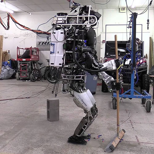 Atlas robot does the householdAtlas robot does the household.jpg